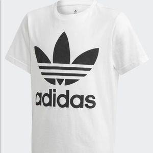 Adidas Women’s Medium Trefoil Tee